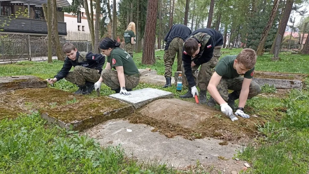 Zdjęcie z wpisu na blogu fundacji: Mundurowi niezawodni w Nowym Targu